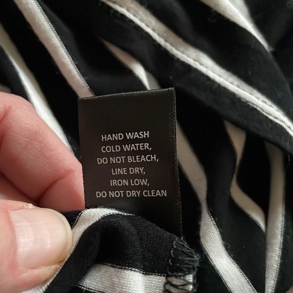 Tunic Dress EUC SIZE MEDIUM - Picture 16 of 16